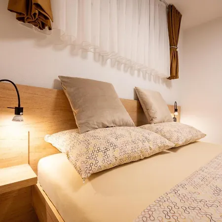 In Mastrinka With Loggia, Air Conditioning, Wifi 5159-2 아파트 *