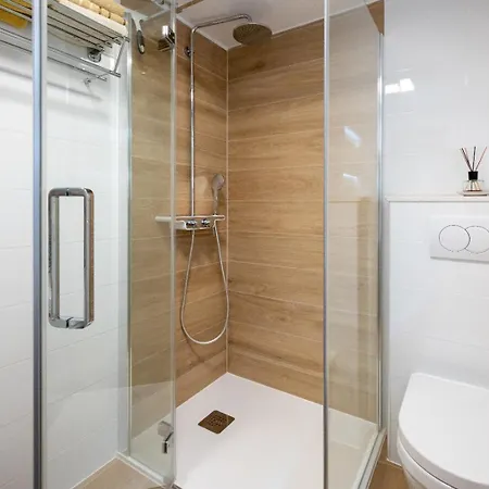 In Mastrinka With Loggia, Air Conditioning, Wifi 5159-2 Appartement