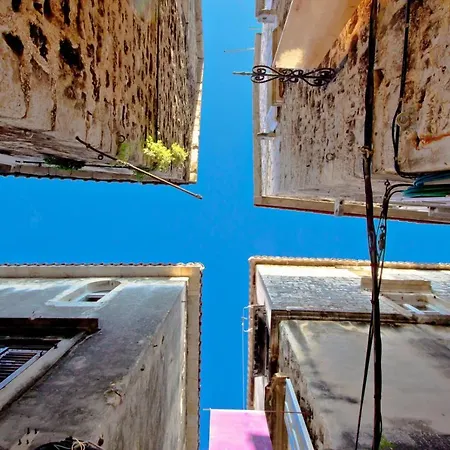 In Mastrinka With Loggia, Air Conditioning, Wifi 5159-2 * تروغير