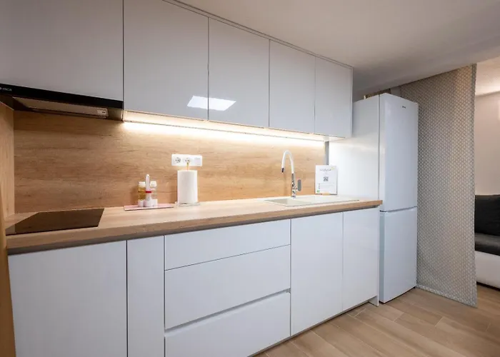 In Mastrinka With Loggia, Air Conditioning, Wifi 5159-2